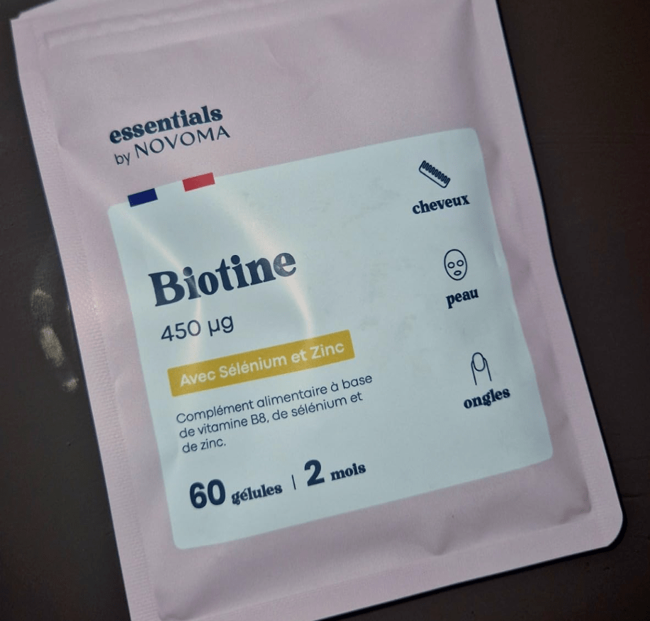 la Biotine Novoma posé sur mon bureau pendant le test