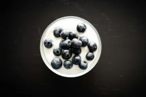 Yaourt nature pour la perte de poids : un alli&eacute; nutritionnel scientifiquement prouv&eacute;